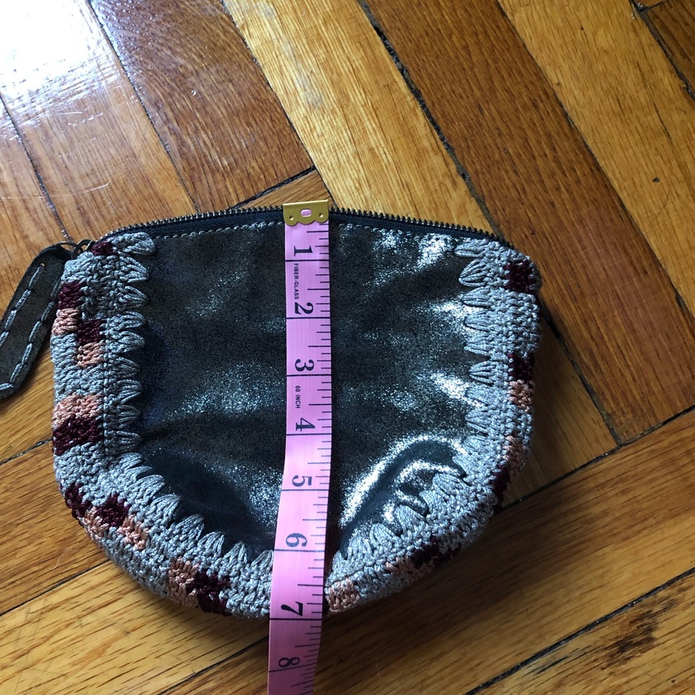 Anthropologie pouch - Picture 10 of 11